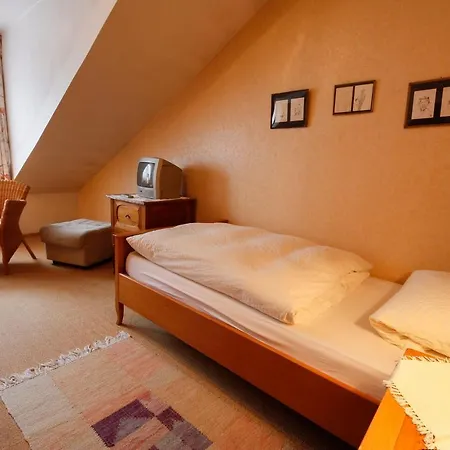 Gaestehaus Merk Merk Gbr Guest house Immenstaad am Bodensee