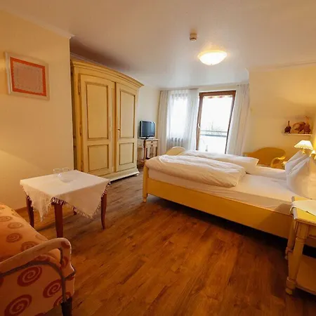 Gaestehaus Merk Merk Gbr Имменштад-ам-Бодензее