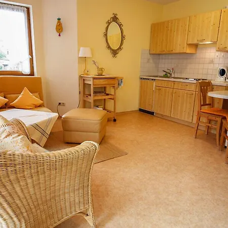 Gaestehaus Merk Merk Gbr Гостевой дом Имменштад-ам-Бодензее