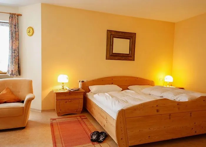 Gaestehaus Merk Merk Gbr 3* אימנשטאדט אם בודנזה